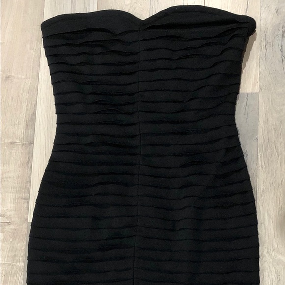 Silence + Noise Tiered Strapless Black Mini Dress - Picture 1 of 7